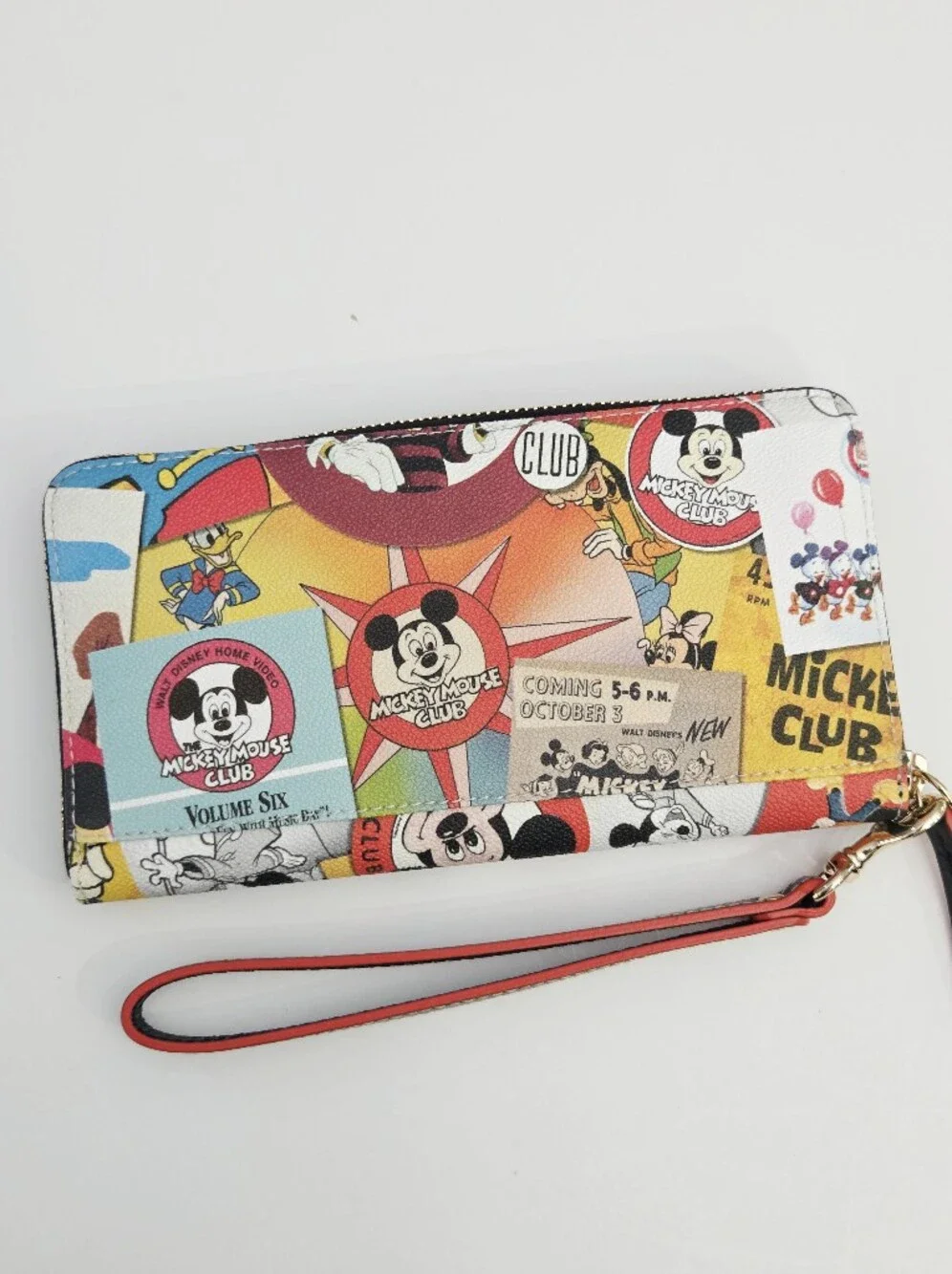 NEW DOONEY & BOURKE DISNEY THE MICKEY MOUSE CLUB 70TH ANNIVERSARY WALLET